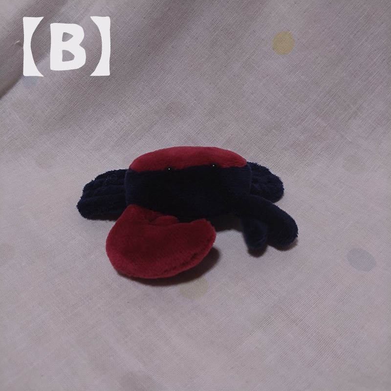 シオマネキぬいぐるみ