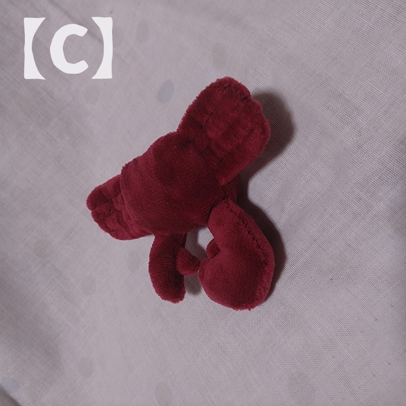 シオマネキぬいぐるみ