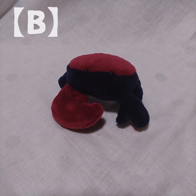 シオマネキぬいぐるみ