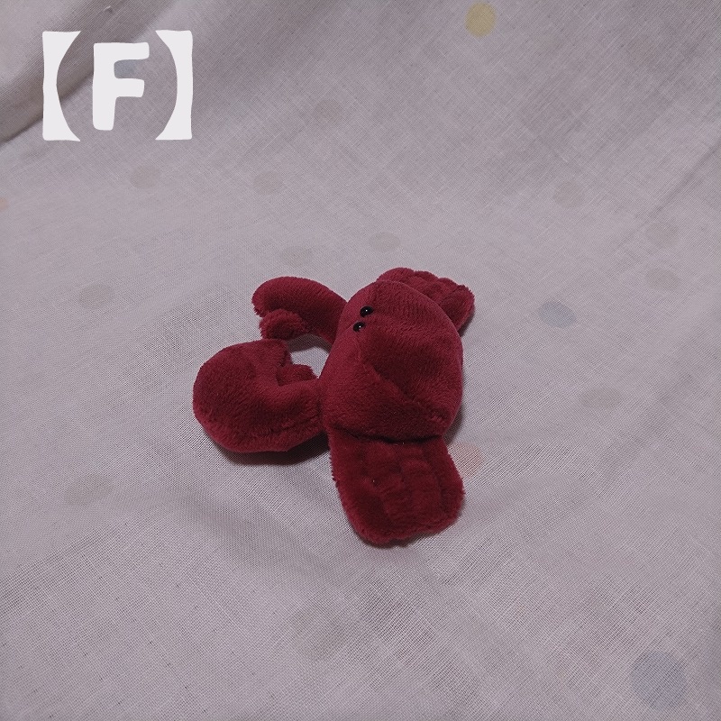 シオマネキぬいぐるみ