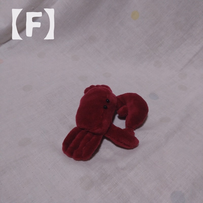 シオマネキぬいぐるみ