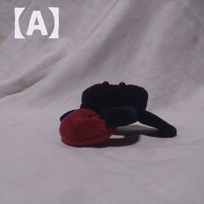 シオマネキぬいぐるみ