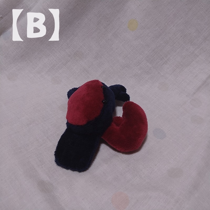 シオマネキぬいぐるみ