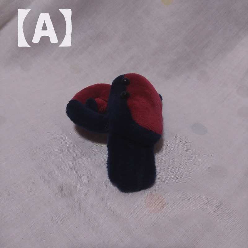 シオマネキぬいぐるみ