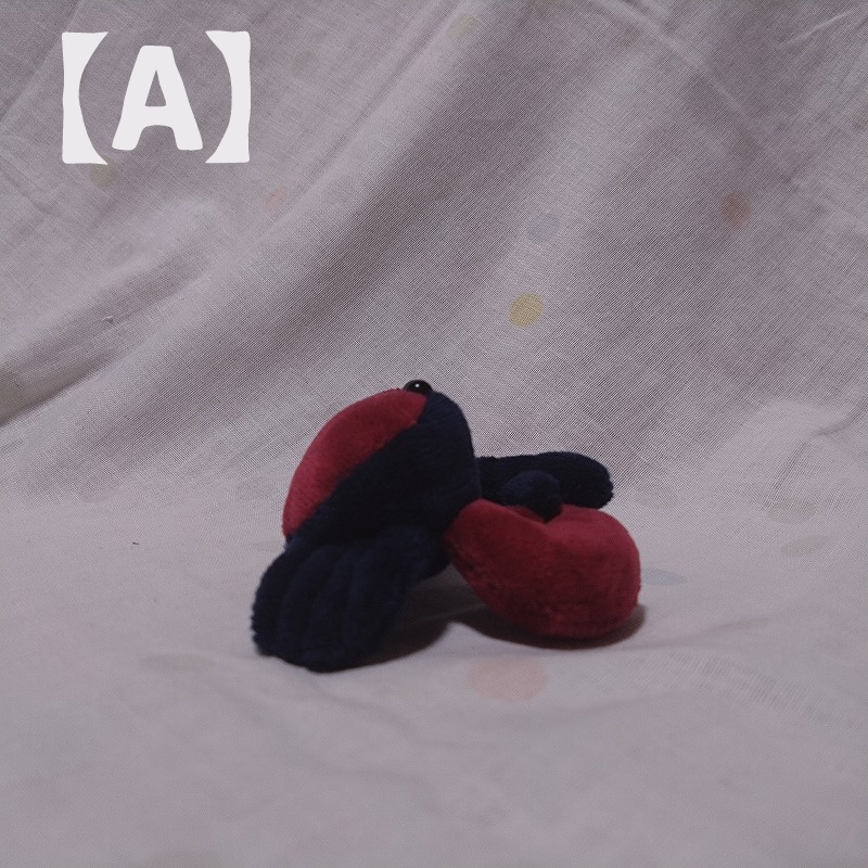 シオマネキぬいぐるみ