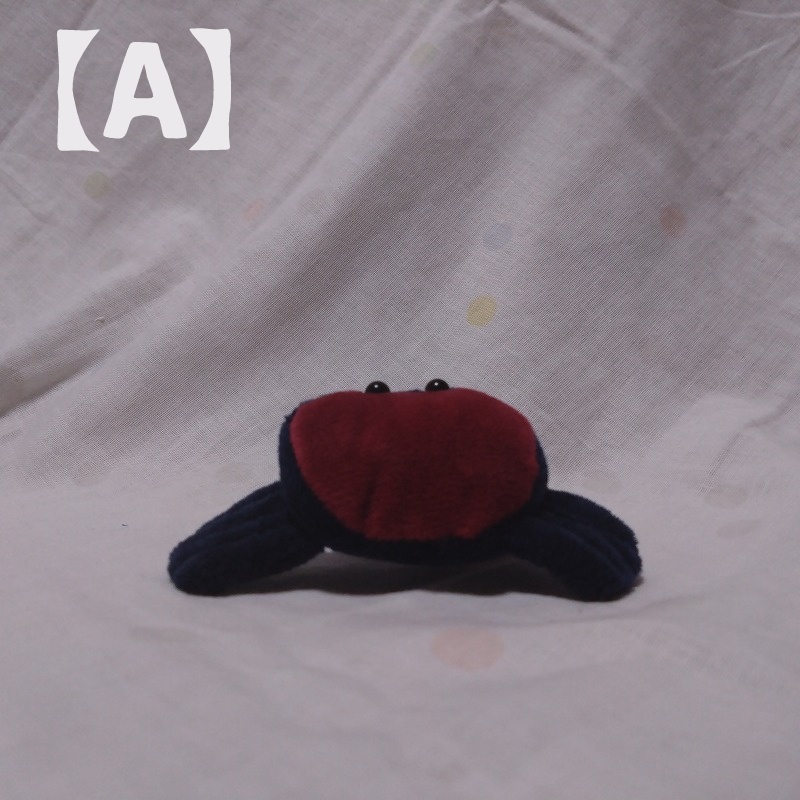 シオマネキぬいぐるみ