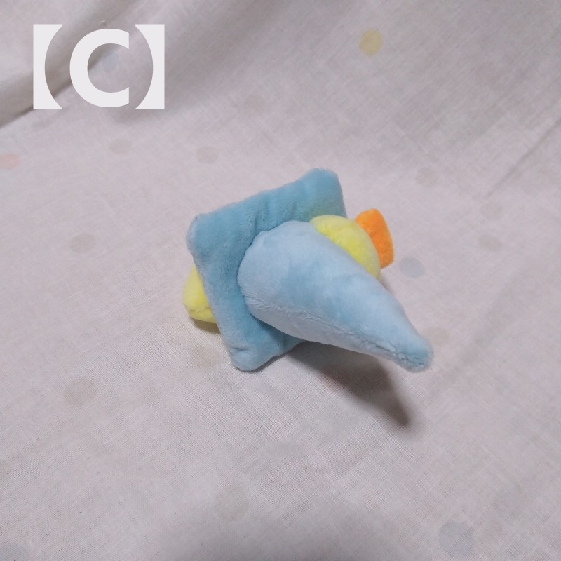 ぴよパイロンぬいぐるみ