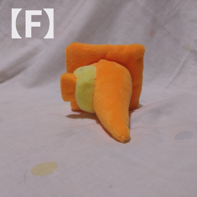 ぴよパイロンぬいぐるみ