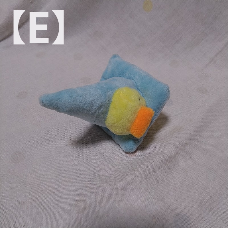 ぴよパイロンぬいぐるみ