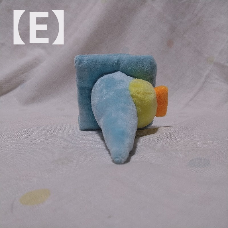 ぴよパイロンぬいぐるみ