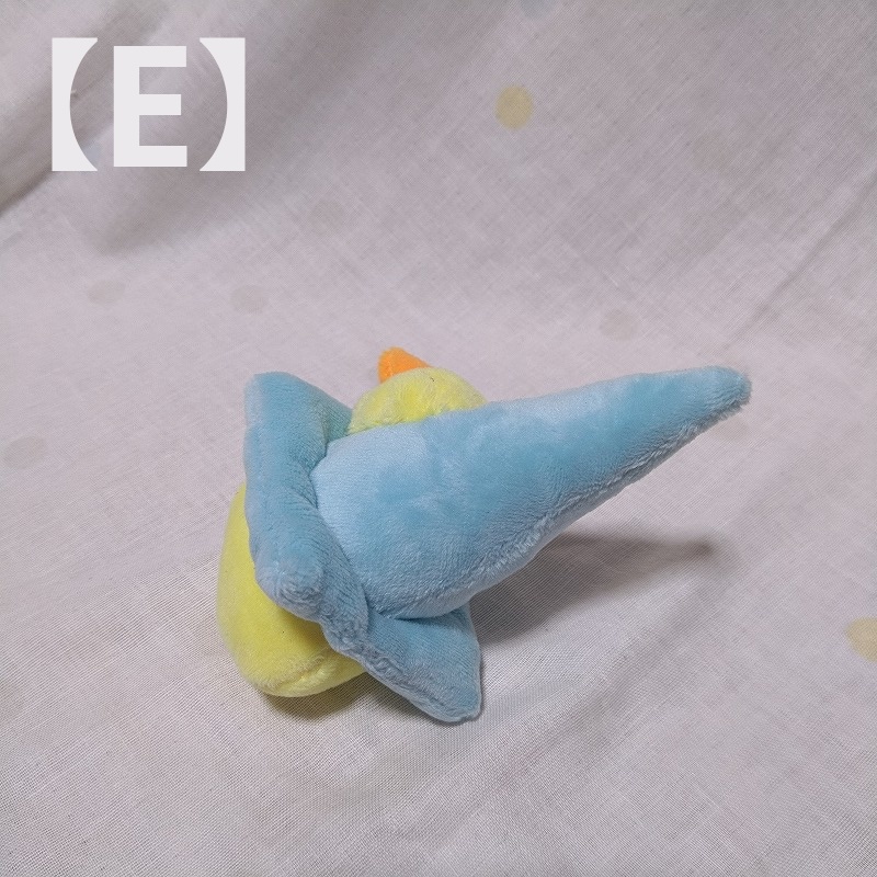 ぴよパイロンぬいぐるみ