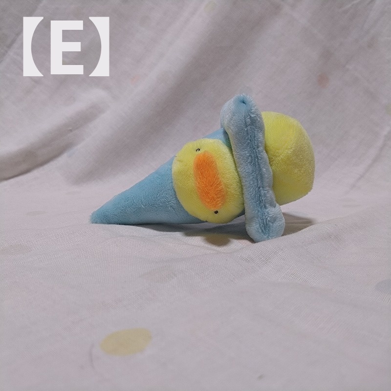ぴよパイロンぬいぐるみ