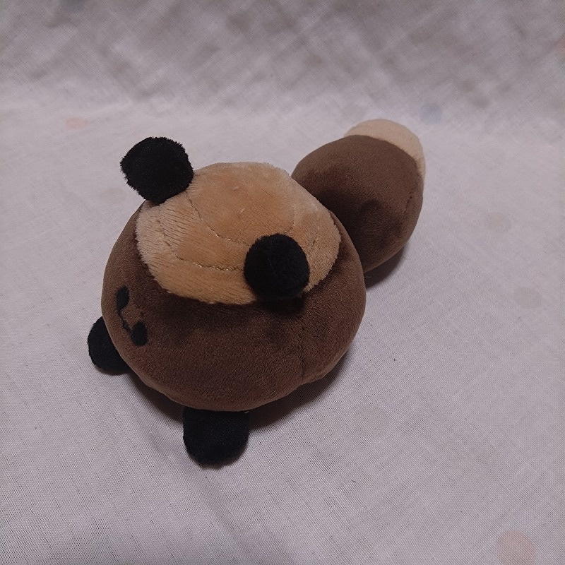 たぬドングリぬいぐるみ
