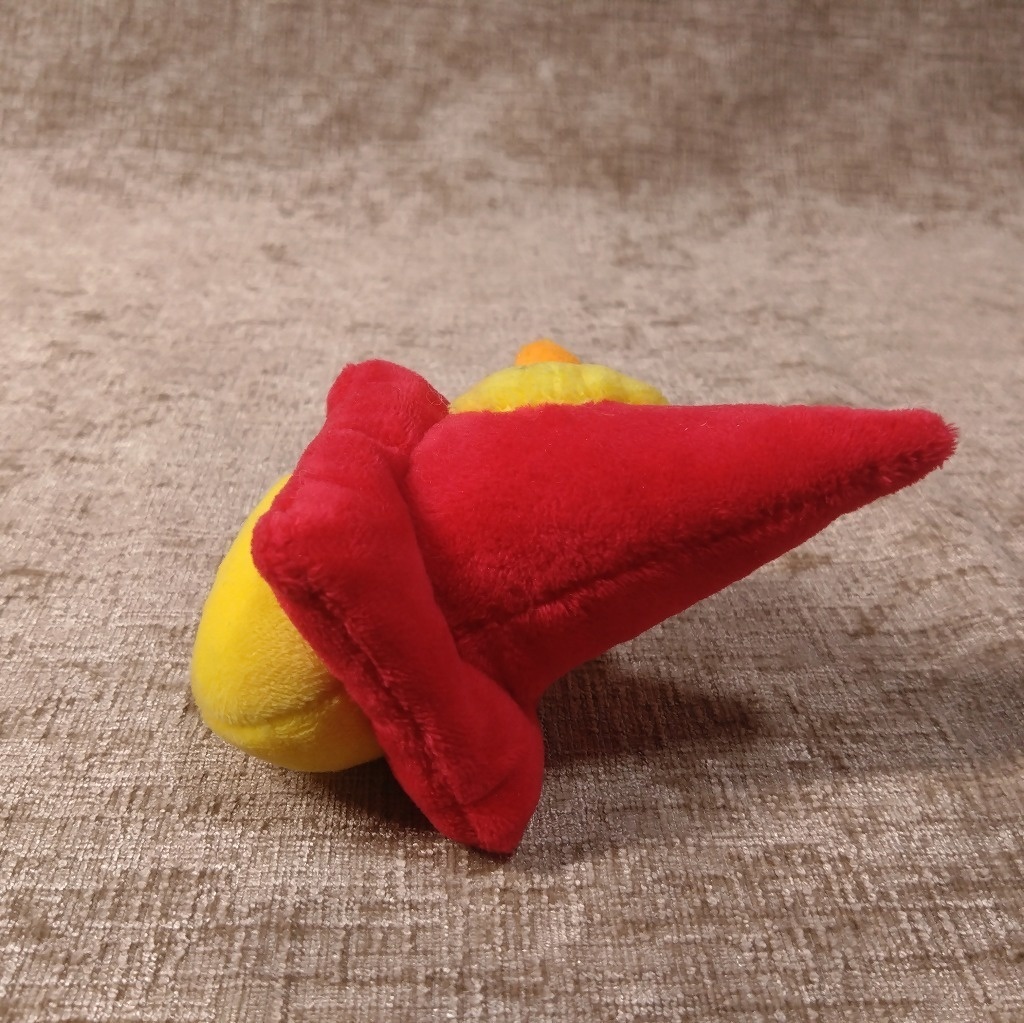 ぴよパイロンぬいぐるみ