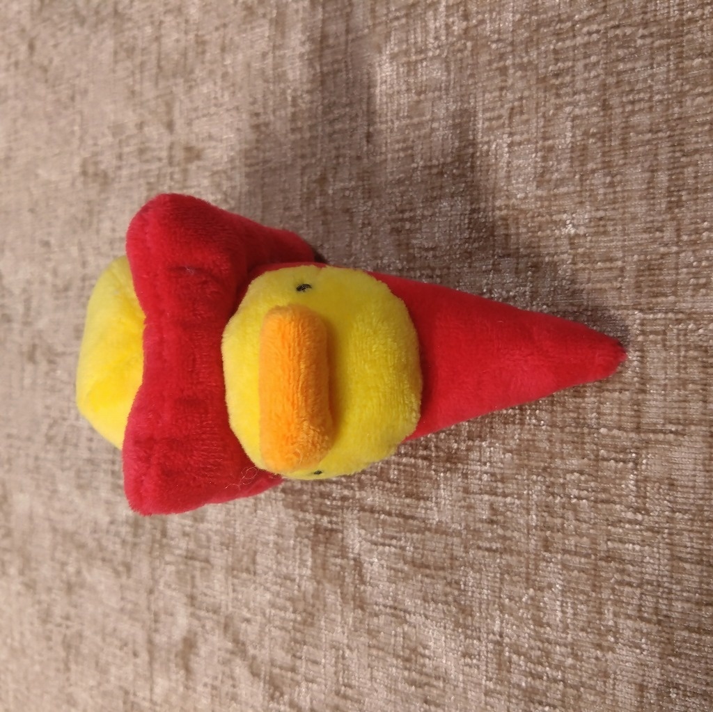 ぴよパイロンぬいぐるみ