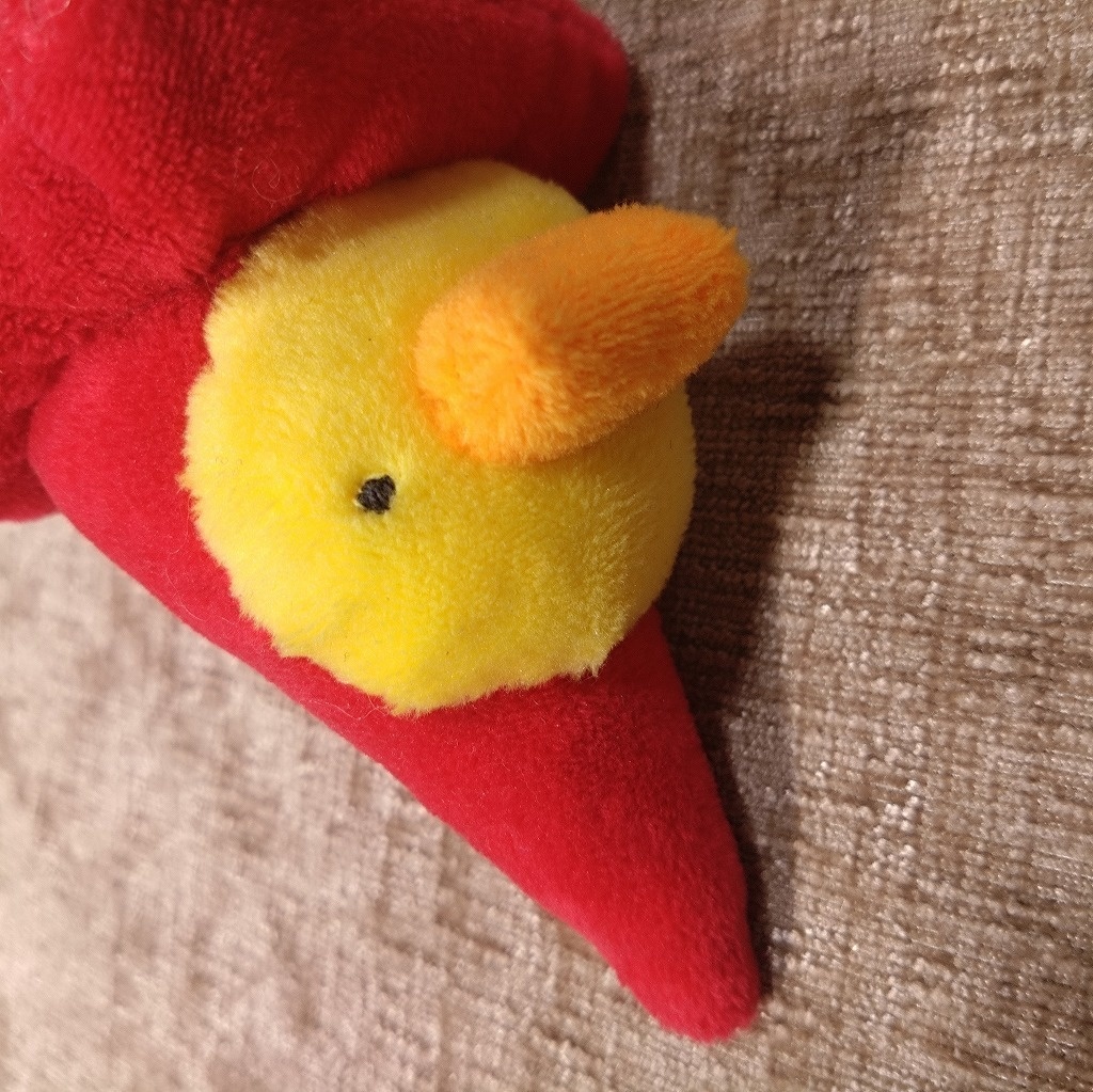 ぴよパイロンぬいぐるみ