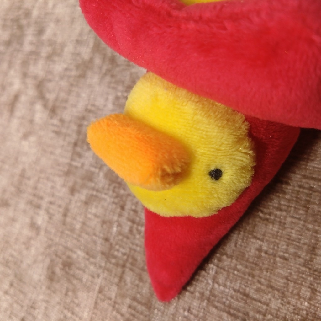 ぴよパイロンぬいぐるみ