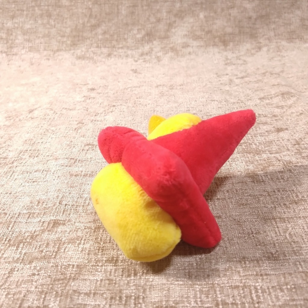 ぴよパイロンぬいぐるみ