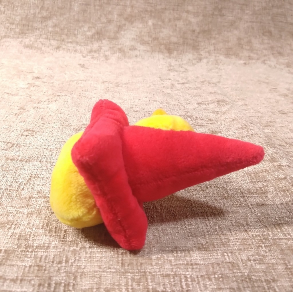 ぴよパイロンぬいぐるみ