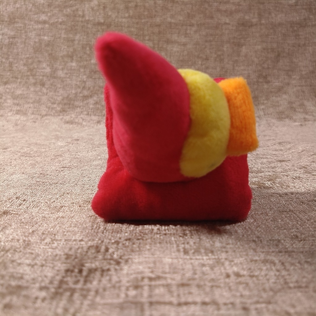 ぴよパイロンぬいぐるみ