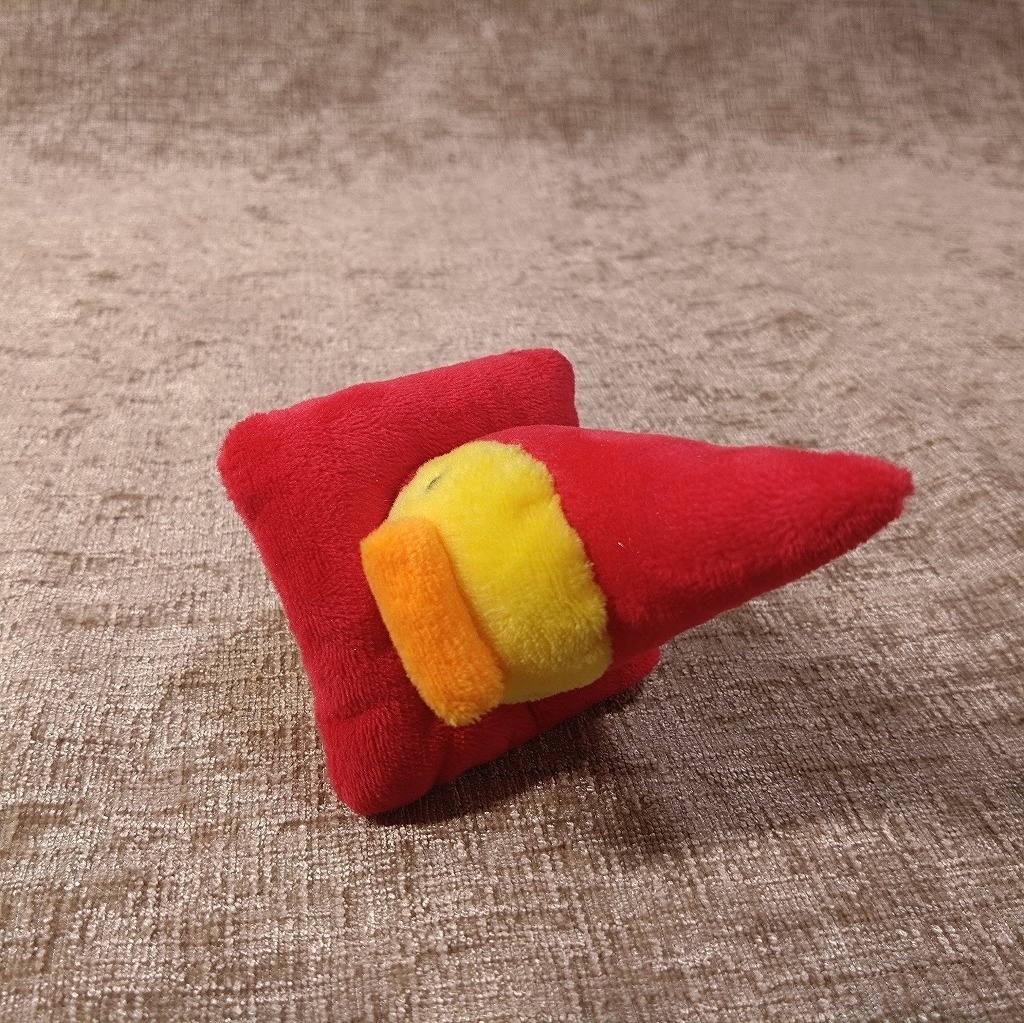 ぴよパイロンぬいぐるみ