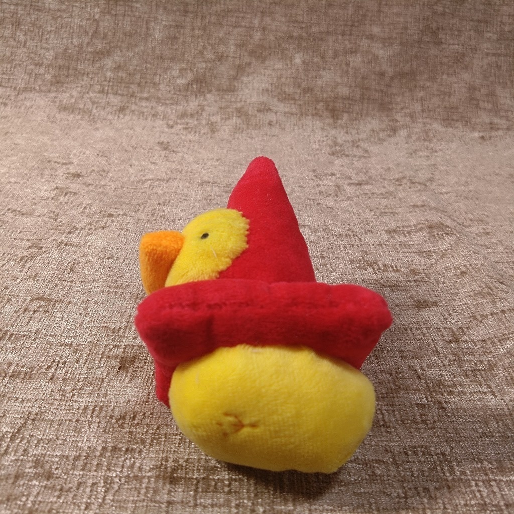 ぴよパイロンぬいぐるみ