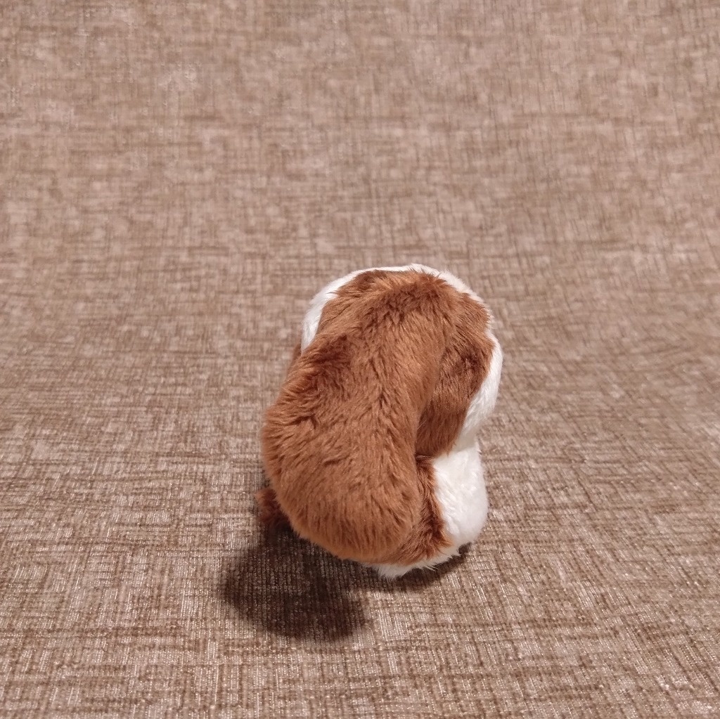 ちいさき犬ぬいぐるみ