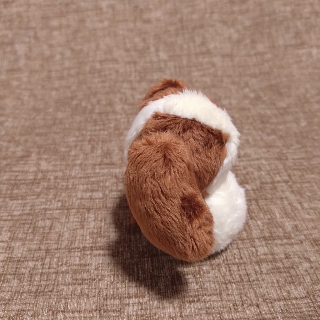ちいさき犬ぬいぐるみ
