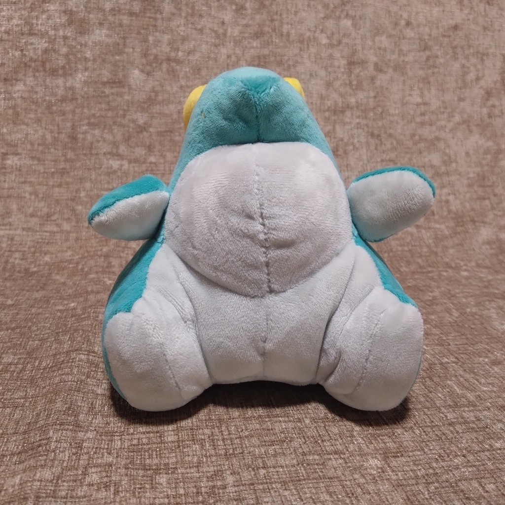 怪獣ぬいぐるみ