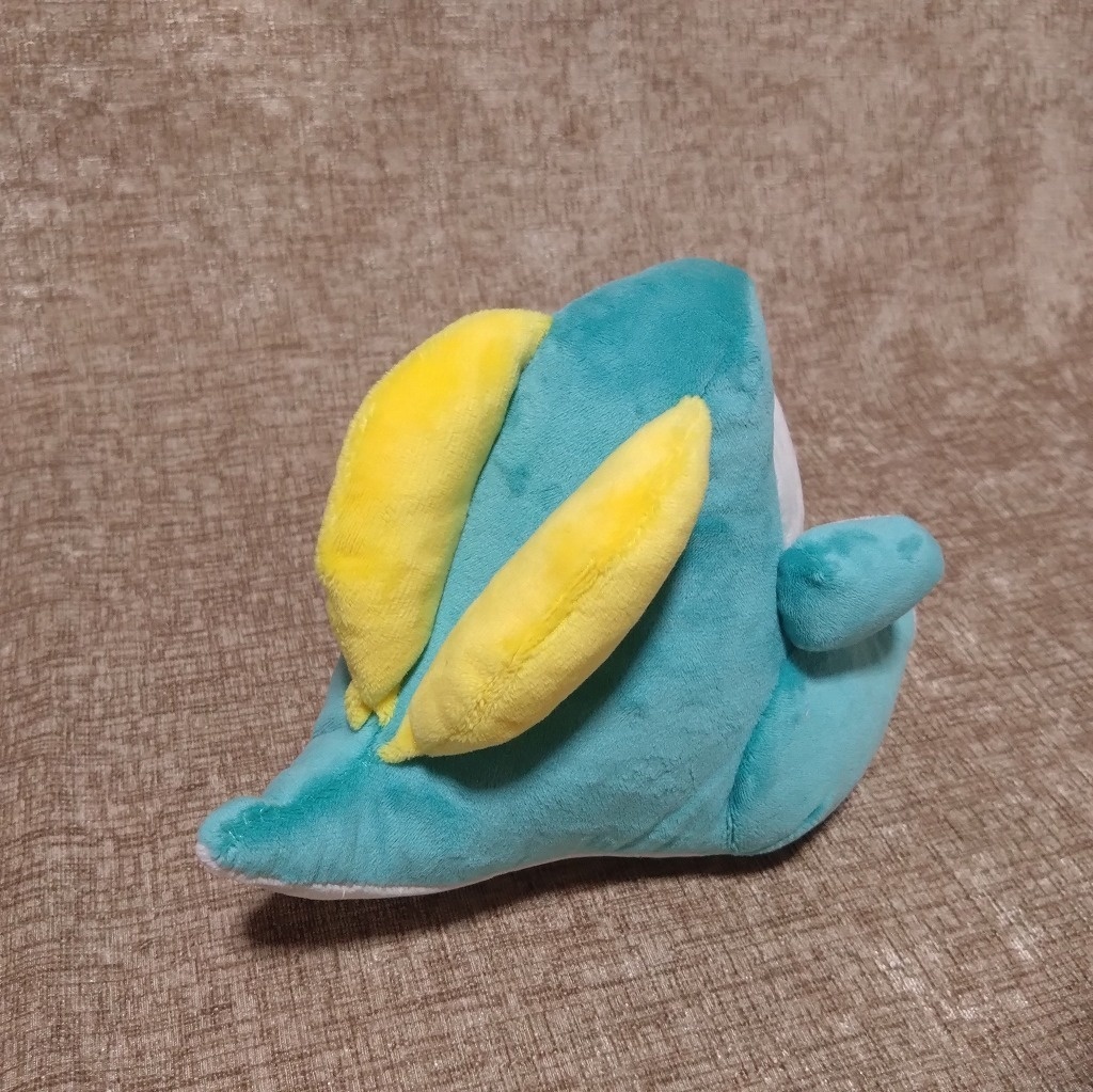 怪獣ぬいぐるみ