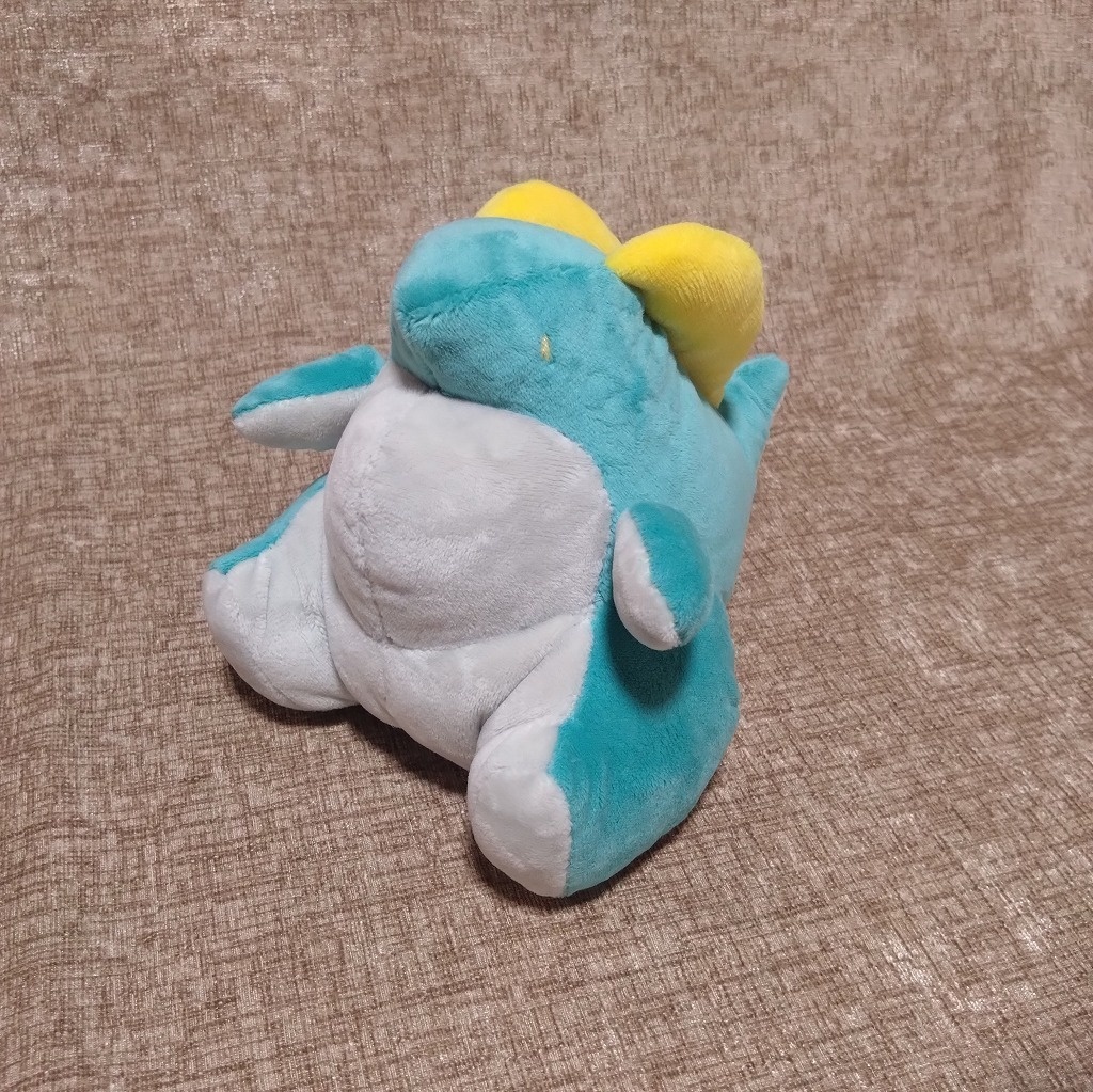 怪獣ぬいぐるみ