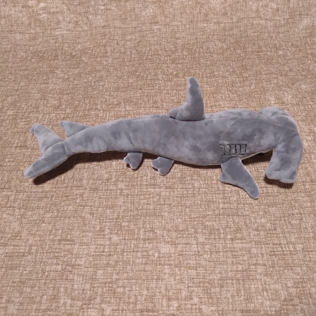 ハンマーヘッドぬいぐるみ