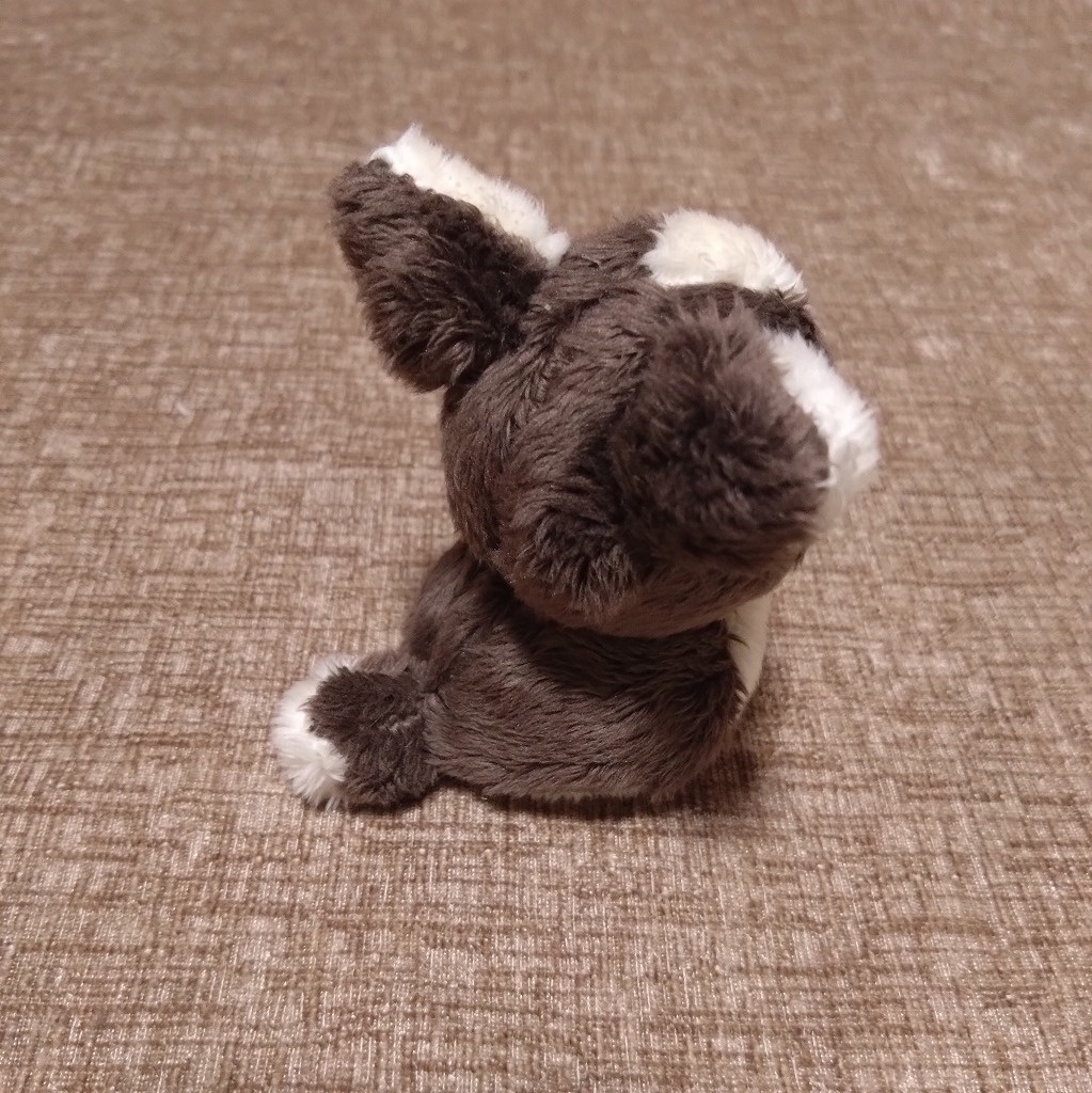 ちいさき犬ぬいぐるみ
