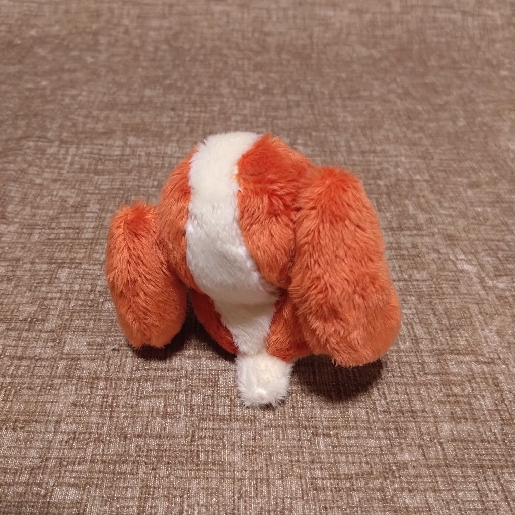 ちいさき犬ぬいぐるみ