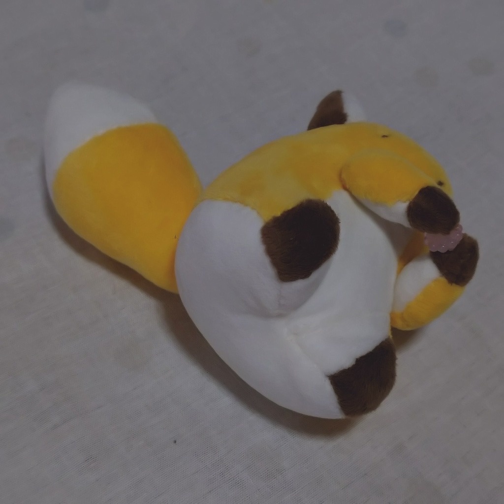 キツネぬいぐるみ
