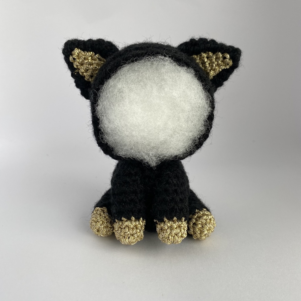 靴下黒猫さん(黒×金)おまんじゅう・もちぷち系着ぐるみ胴体付き