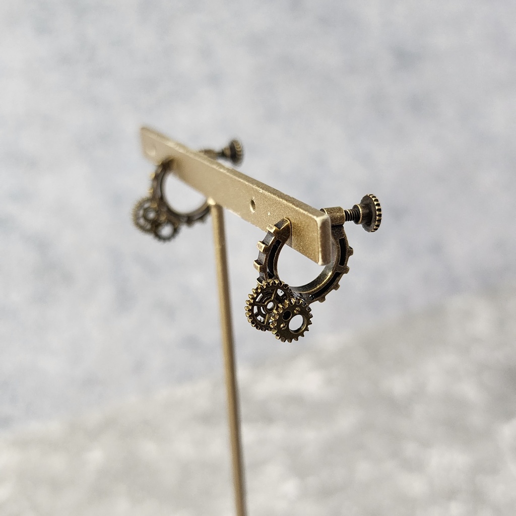 歯車ピアス / イヤリング《ギア》