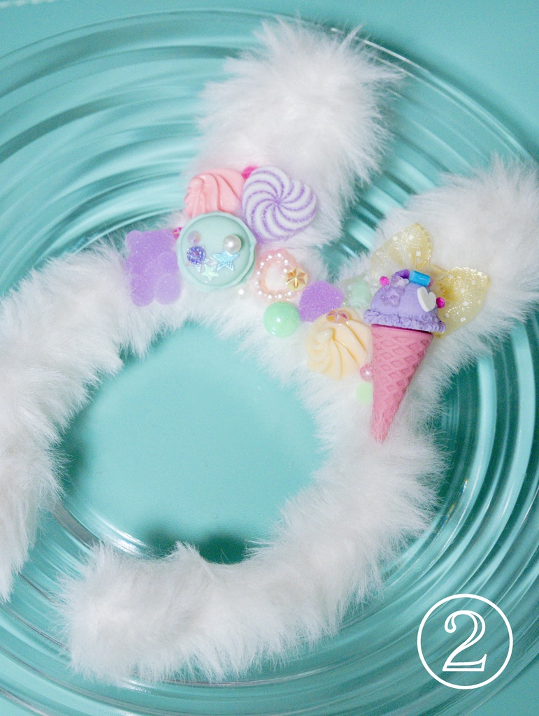 【ホワイト】ふわふわファンシーカチューシャ