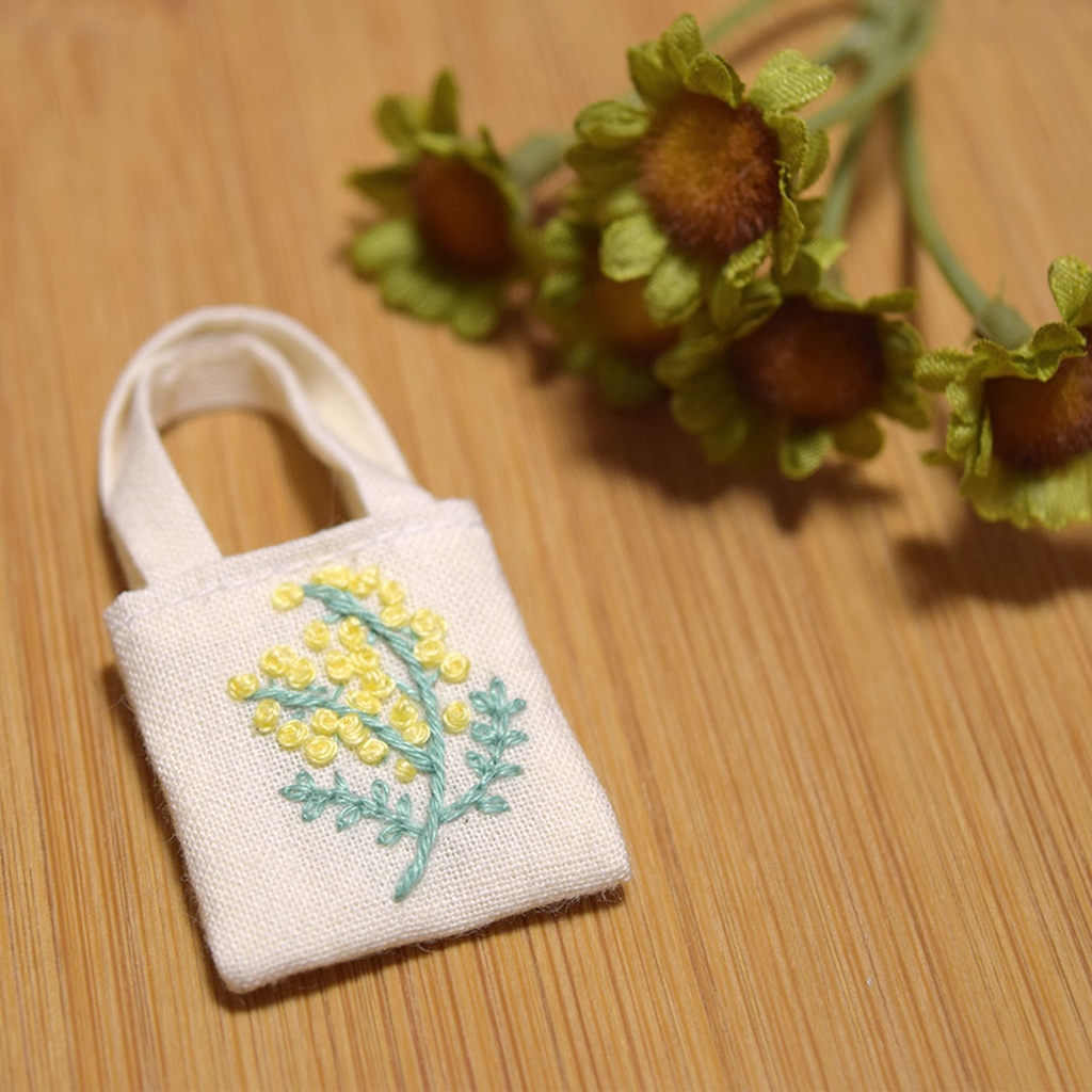 お花刺繍トートバッグ(ぬい用)