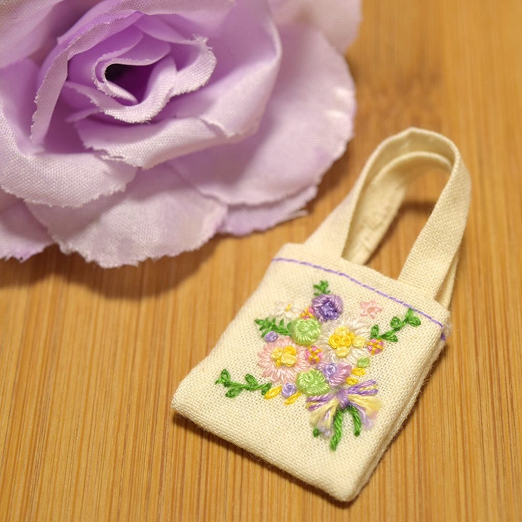お花刺繍トートバッグ(ぬい用)