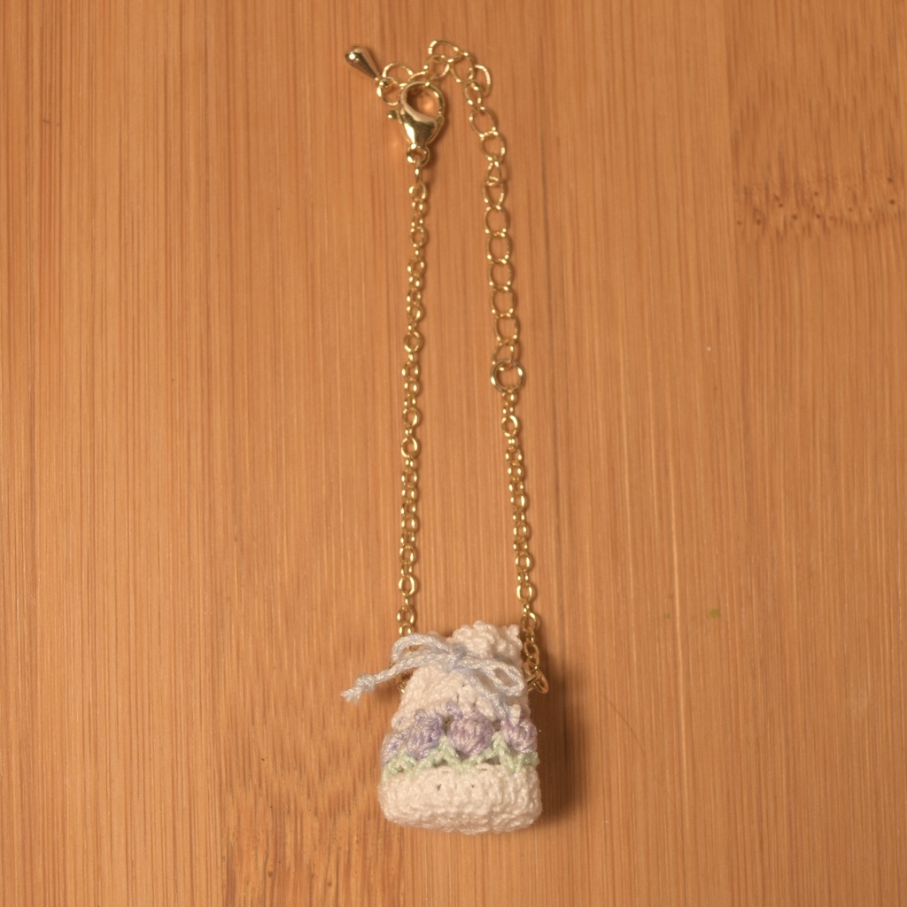 チューリップ編みポシェット