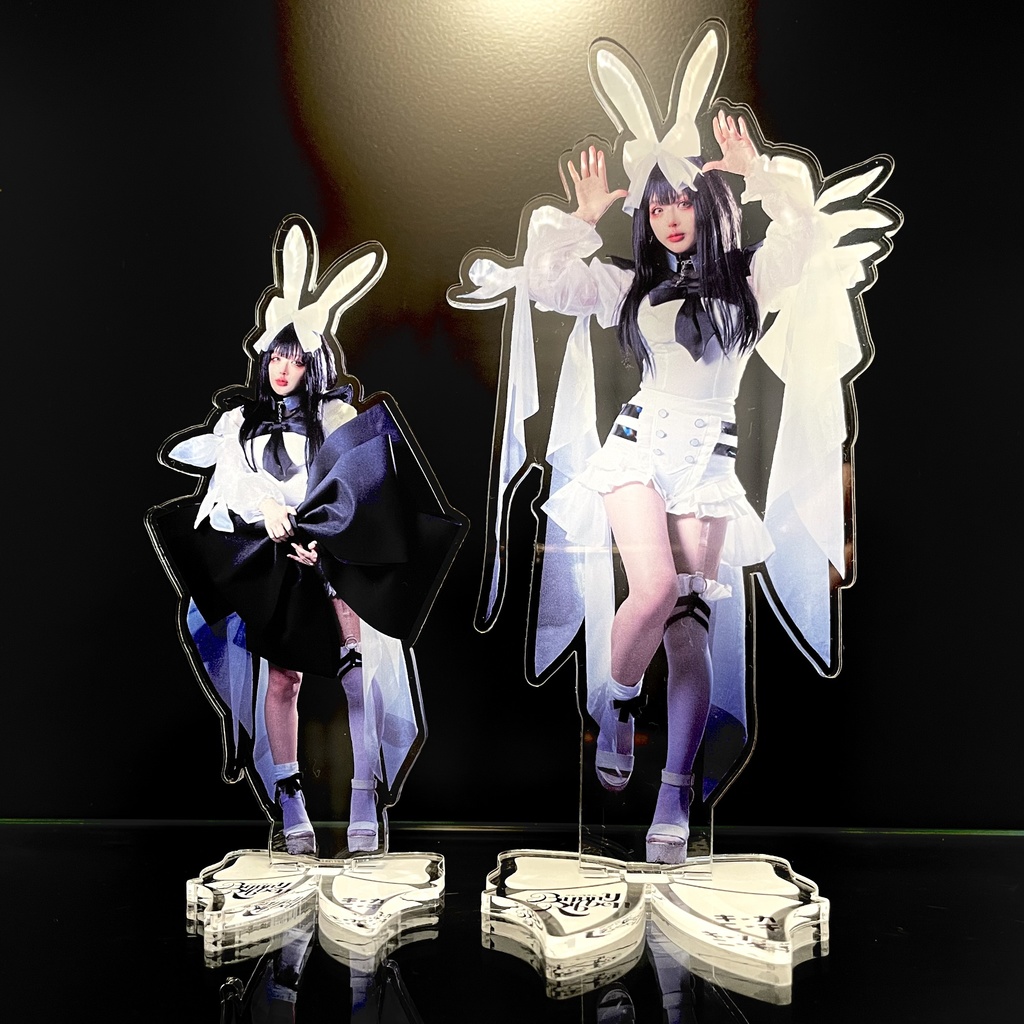 白黒うさぎアクスタ・アクキー