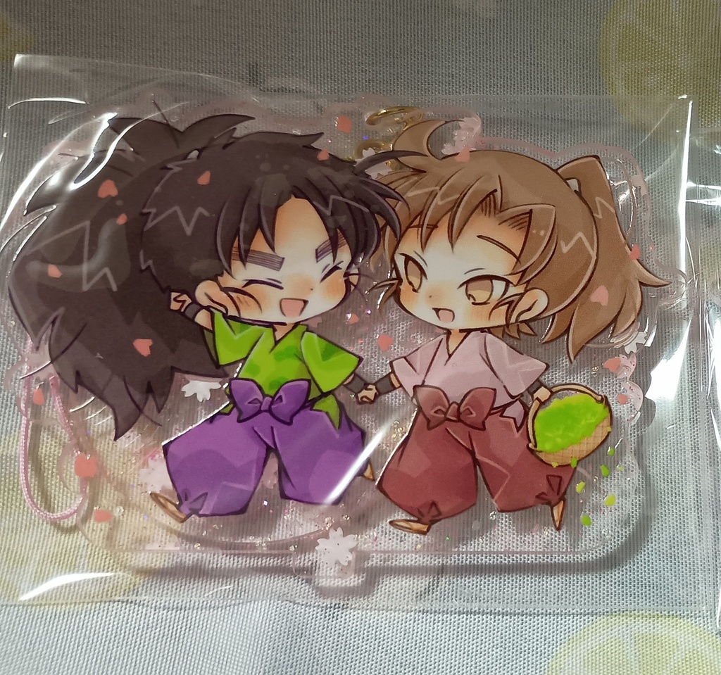 こへ伊アクスタ