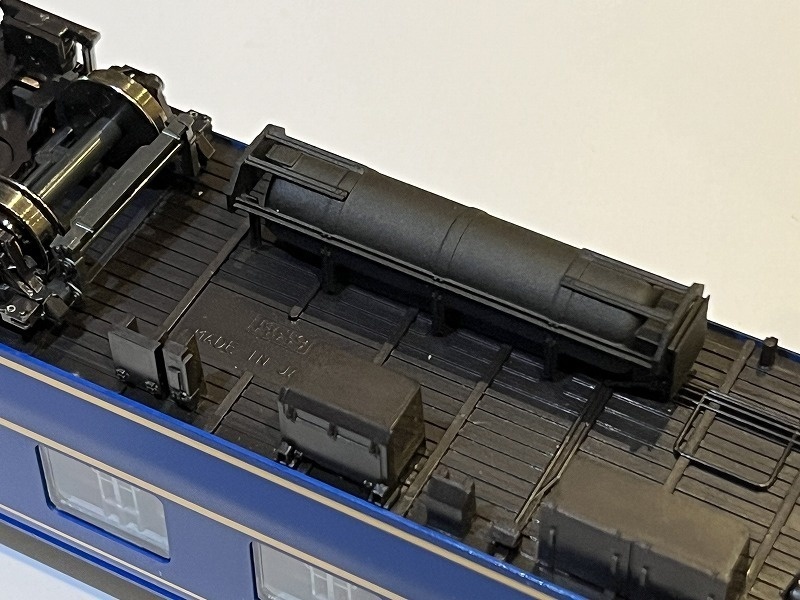 K社 HO 24系オハネフ用耐雪カバー付き水タンク1ヶ