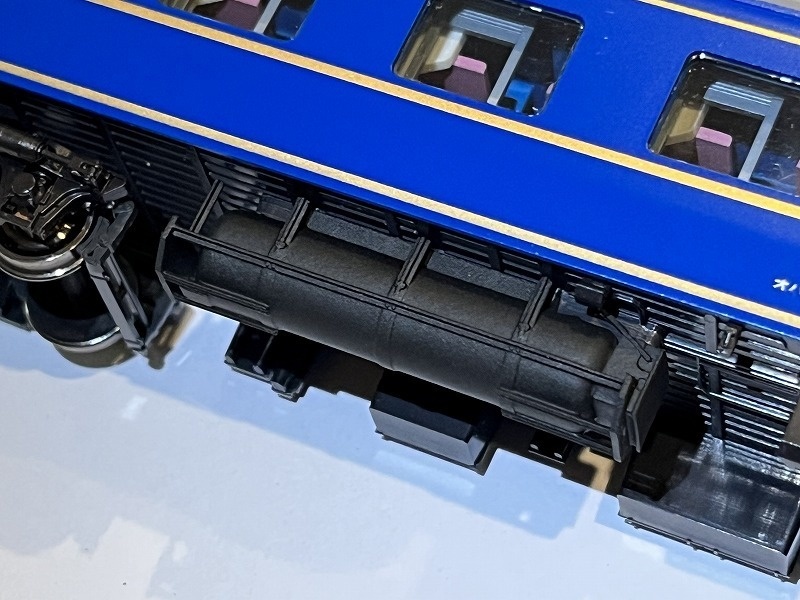 K社 HO 24系オハネフ用耐雪カバー付き水タンク1ヶ