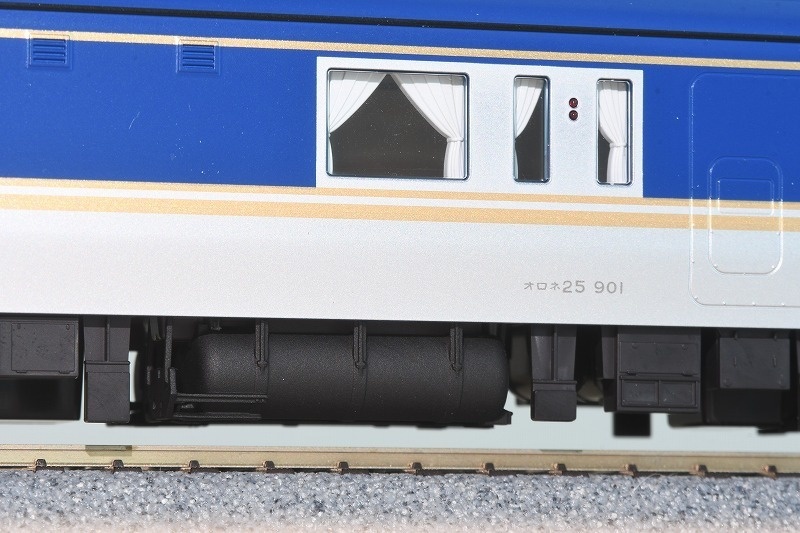 K社 HO 24系夢空間用耐雪カバー付き水タンク1式(タンクは計10ヶ)