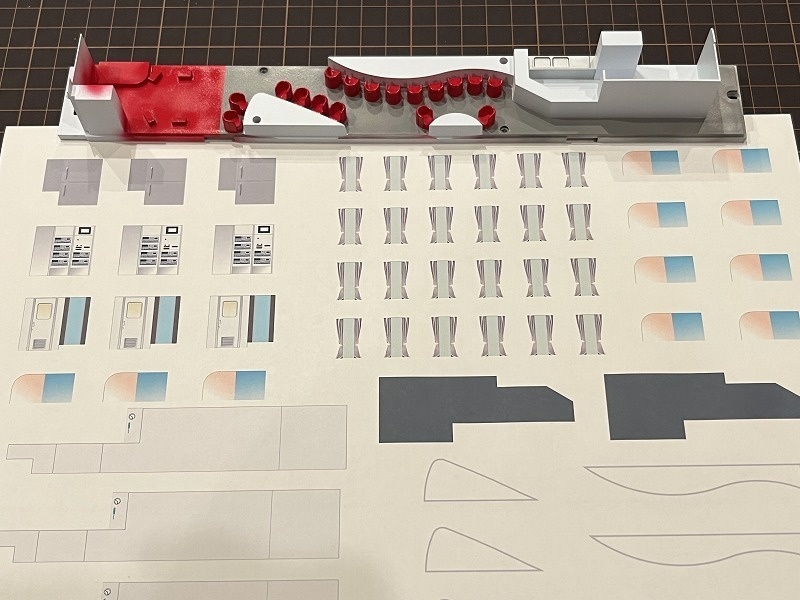 トラム社 HO ユーロライナー内装シール(登場時)とカーテン、枕カバーシール