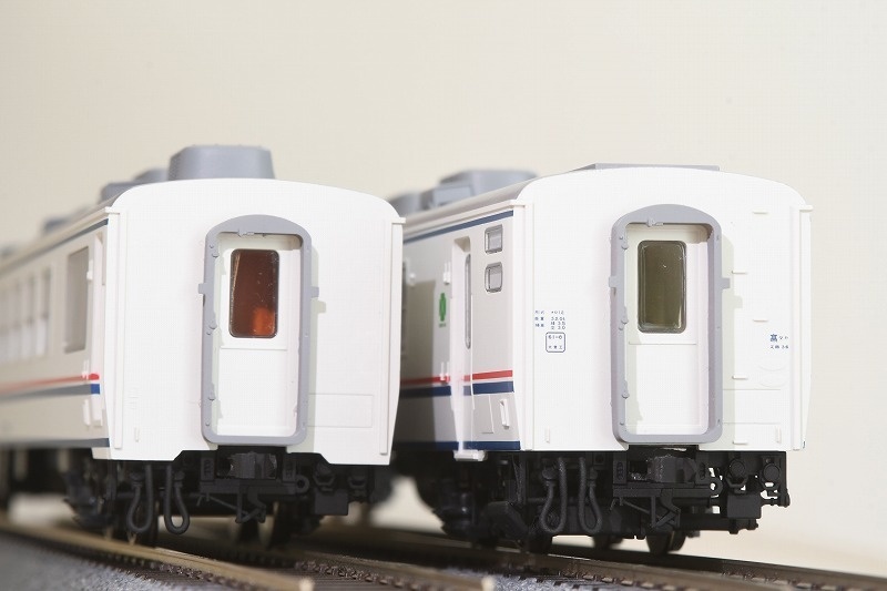 トラム社 HO やすらぎ中間用車端パーツ(一編成分)