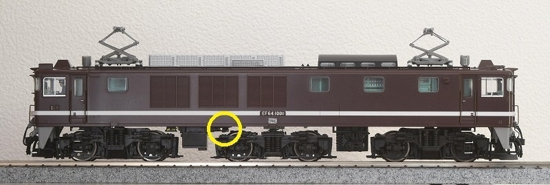 T社 HO EF641000/EF81ディスコン棒収納筒(1両分)