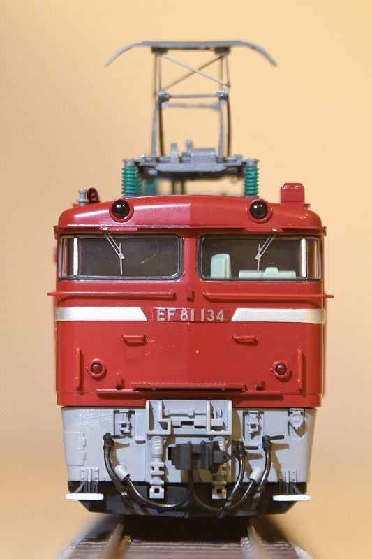 T社 HO EF81双頭スカート